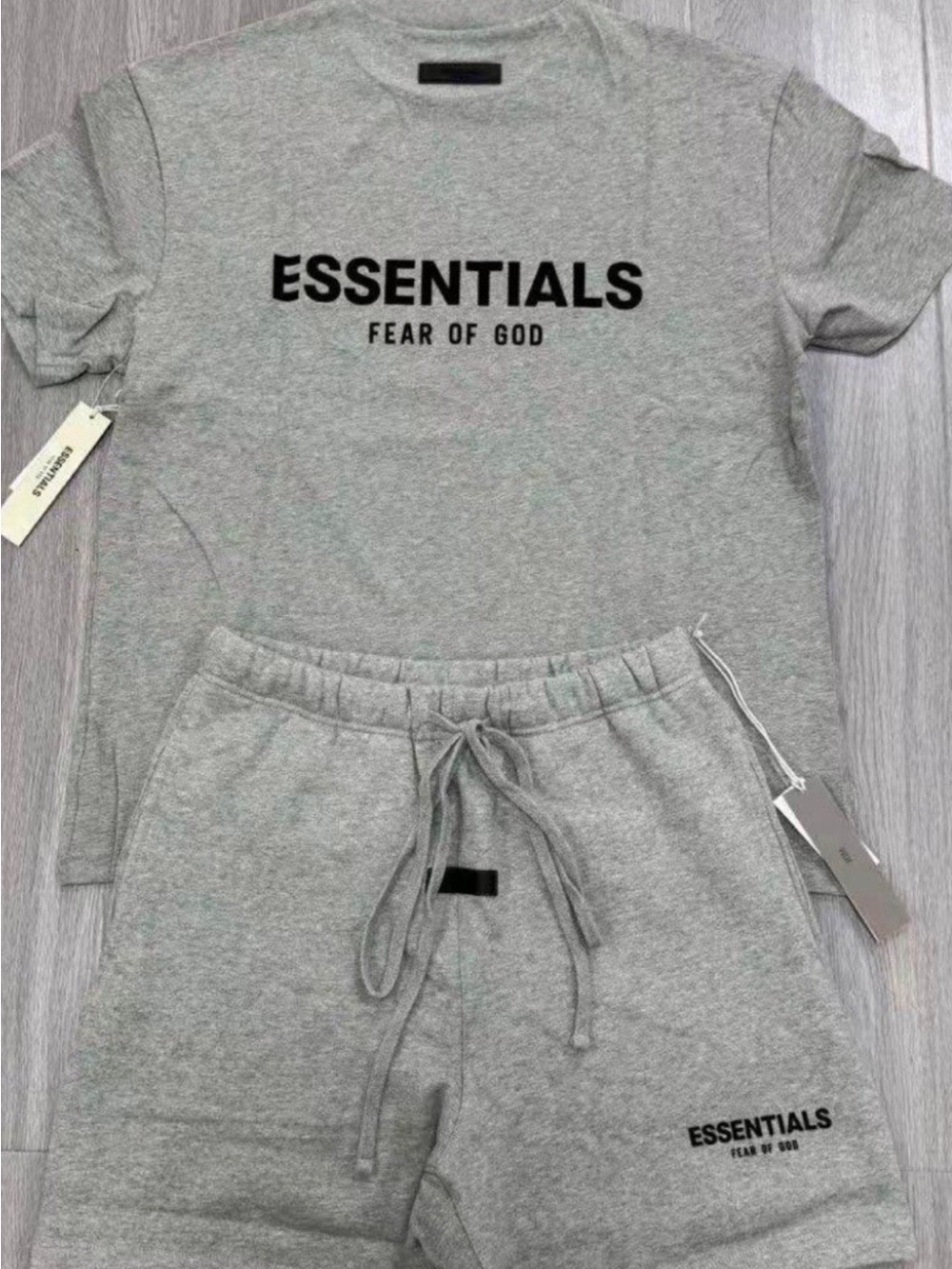 Fear of God ESSENTIALS Logo shirts and T shirt Set in dark oatmeal size large